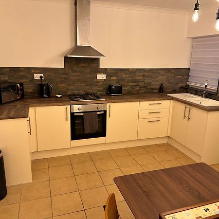 Stylish Miners Cottage, Treorchy, Rhondda Treorky 외부 사진